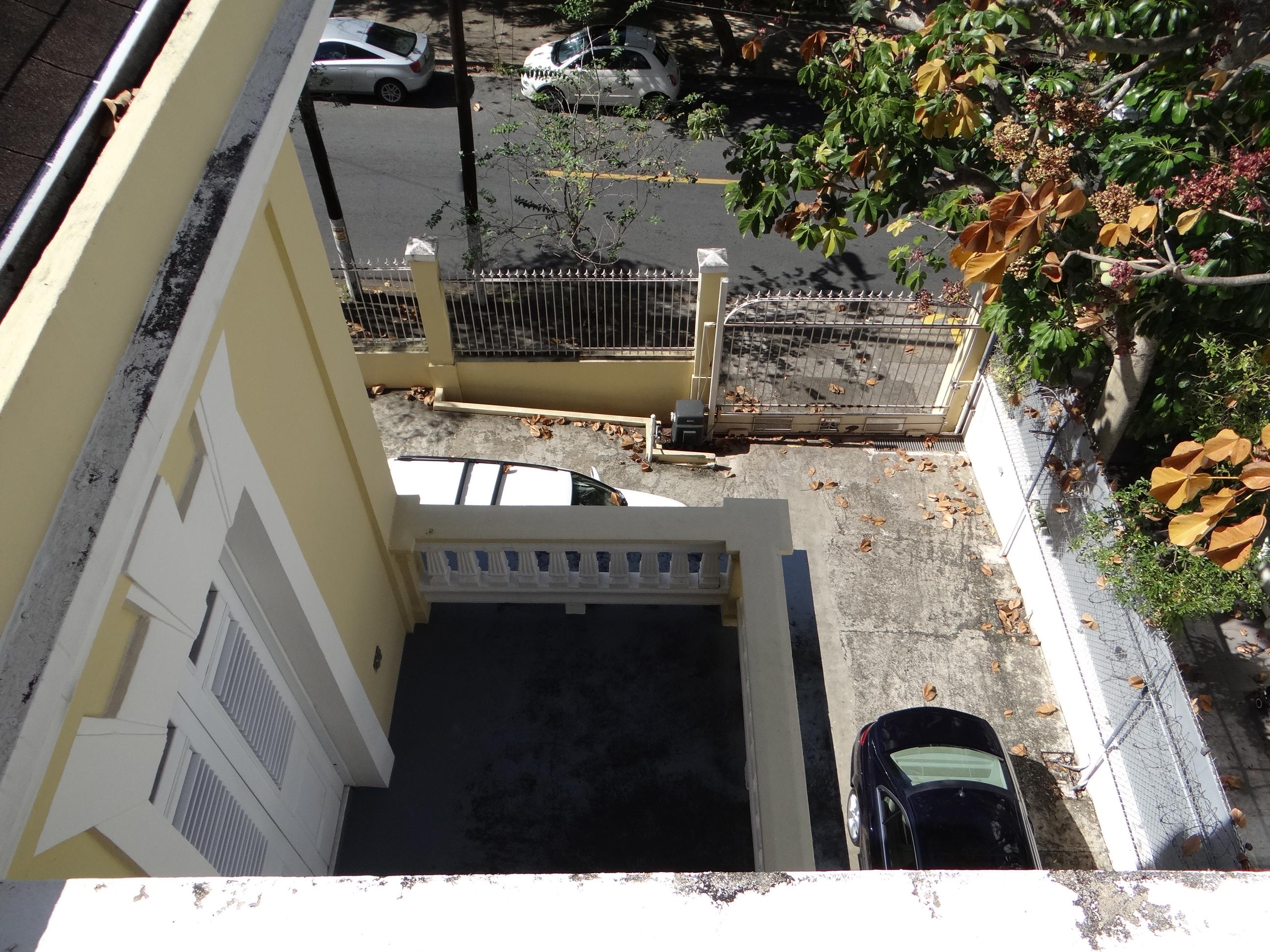 Casa La Giralda - Avenida Miramar, esquina calle Marti 651 - San Juan (Miramar) - 2014 00024